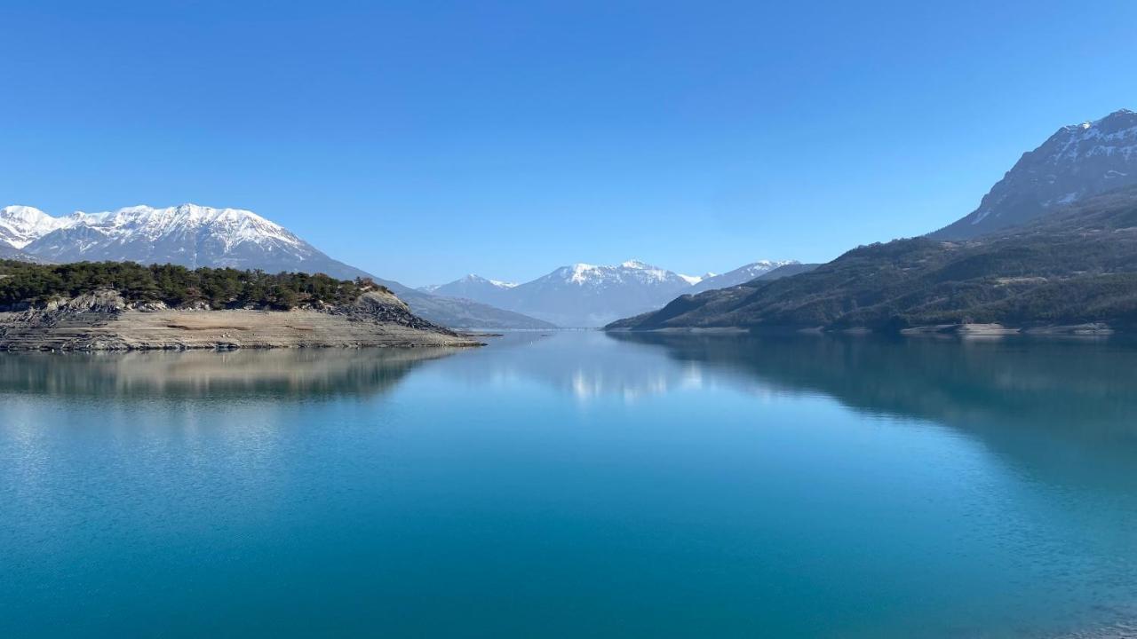 Embrun - Appartement 4/6 Personnes Avec Exterieurs 외부 사진