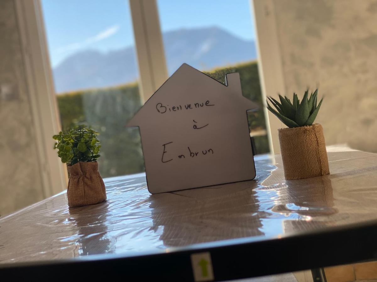 Embrun - Appartement 4/6 Personnes Avec Exterieurs 외부 사진