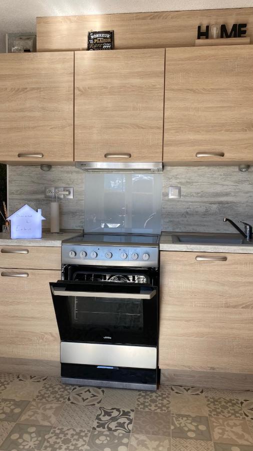 Embrun - Appartement 4/6 Personnes Avec Exterieurs 외부 사진